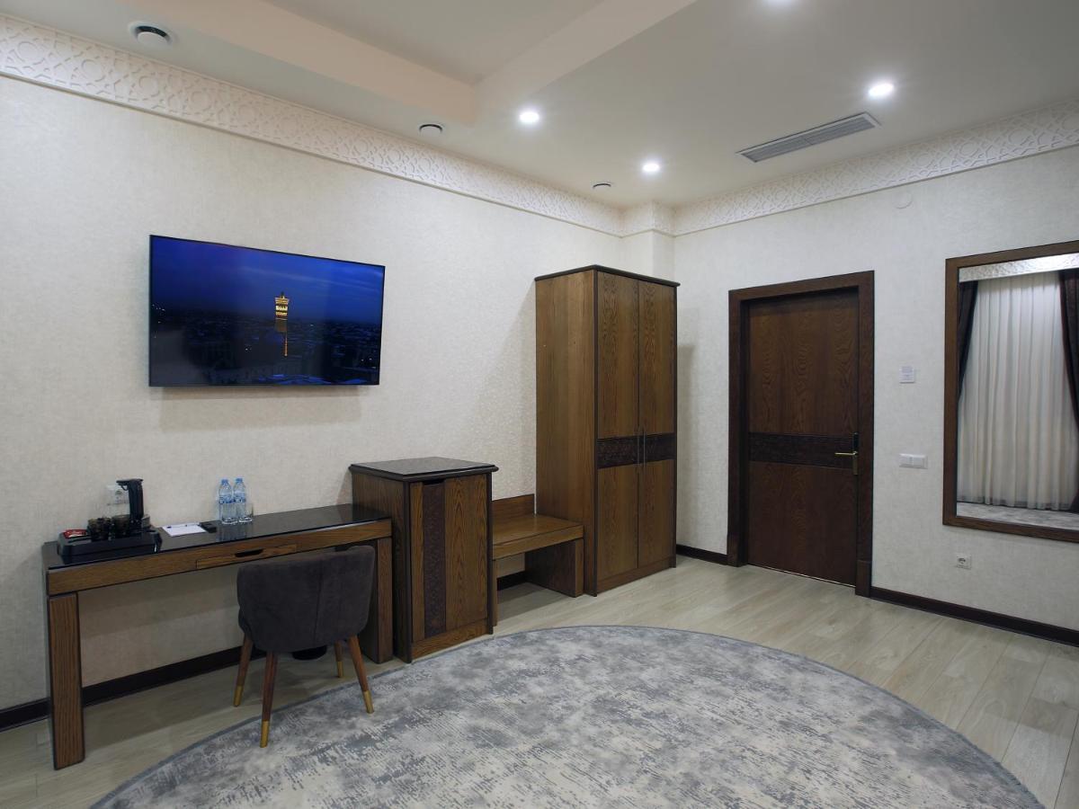 Paradise Plaza Luxury Hotel Bukhara Bagian luar foto