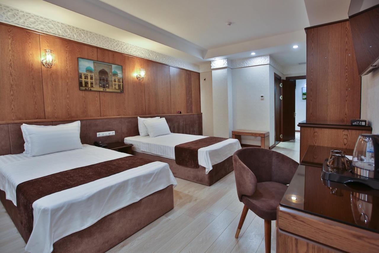 Paradise Plaza Luxury Hotel Bukhara Bagian luar foto