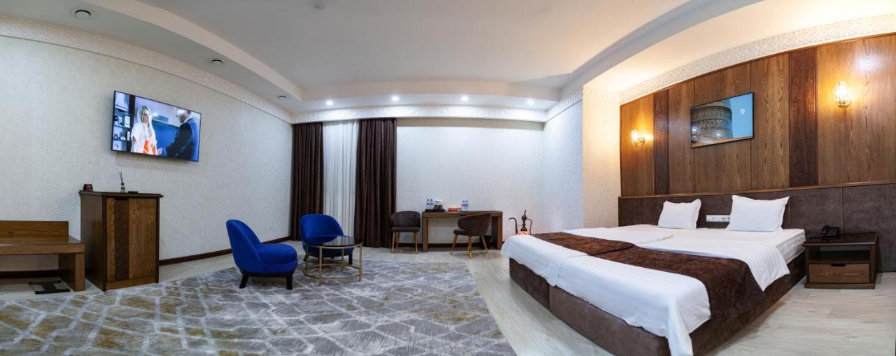 Paradise Plaza Luxury Hotel Bukhara Bagian luar foto